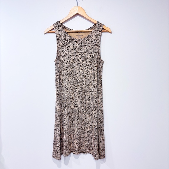 AMAZON ESSENTIALS Cheetah beige dress - Picture 1 of 5